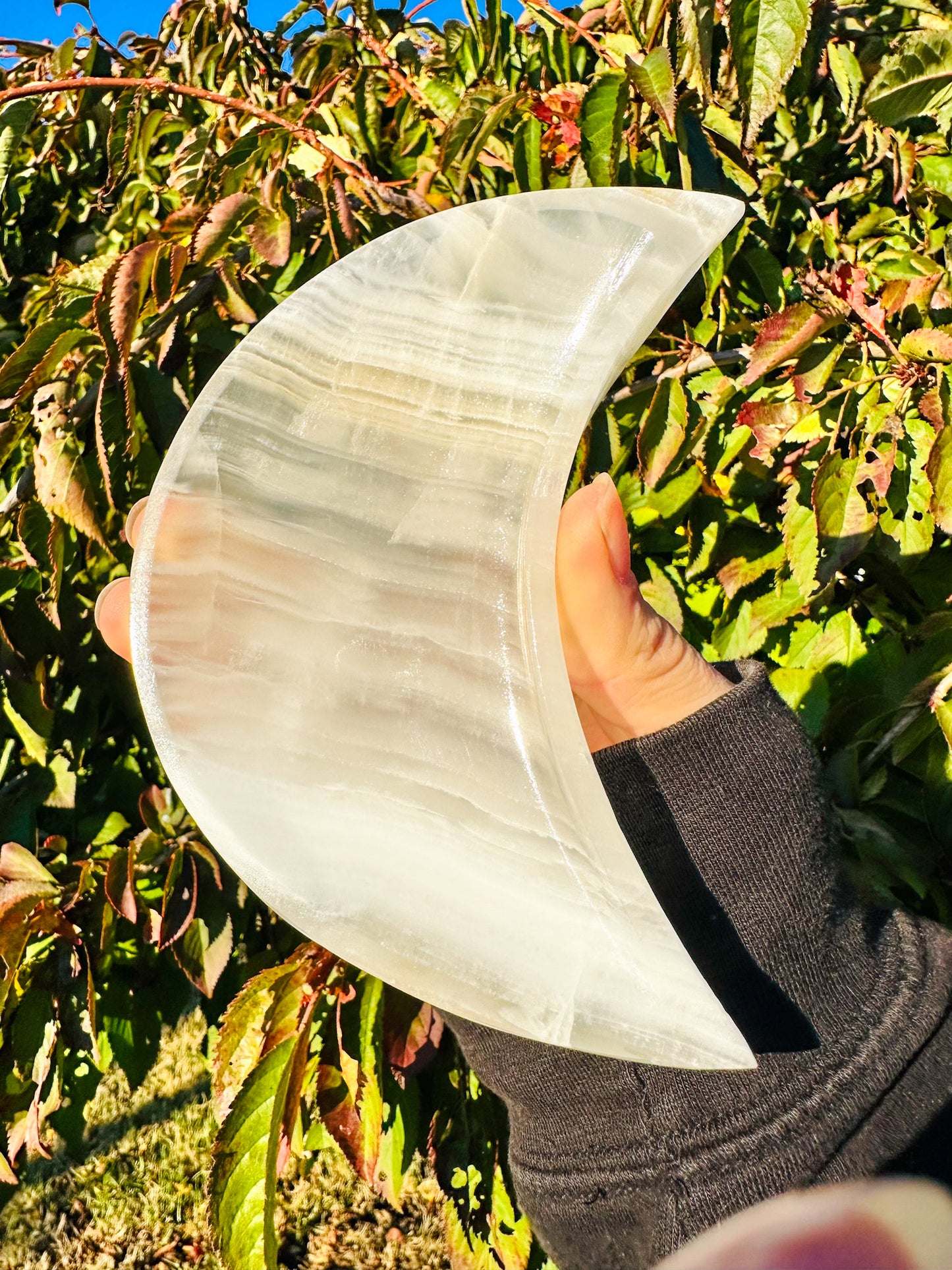 Beautiful White Onyx Moon Bowl