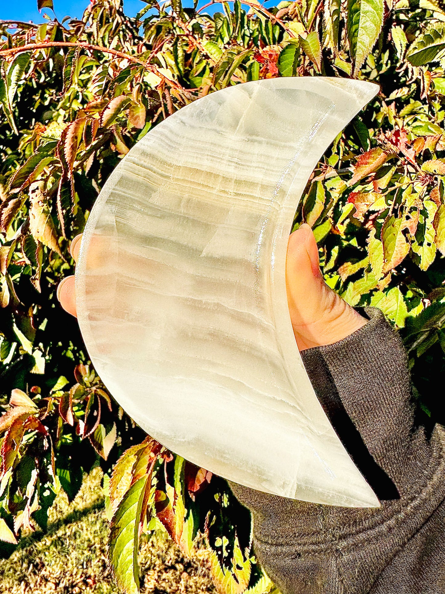 Beautiful White Onyx Moon Bowl