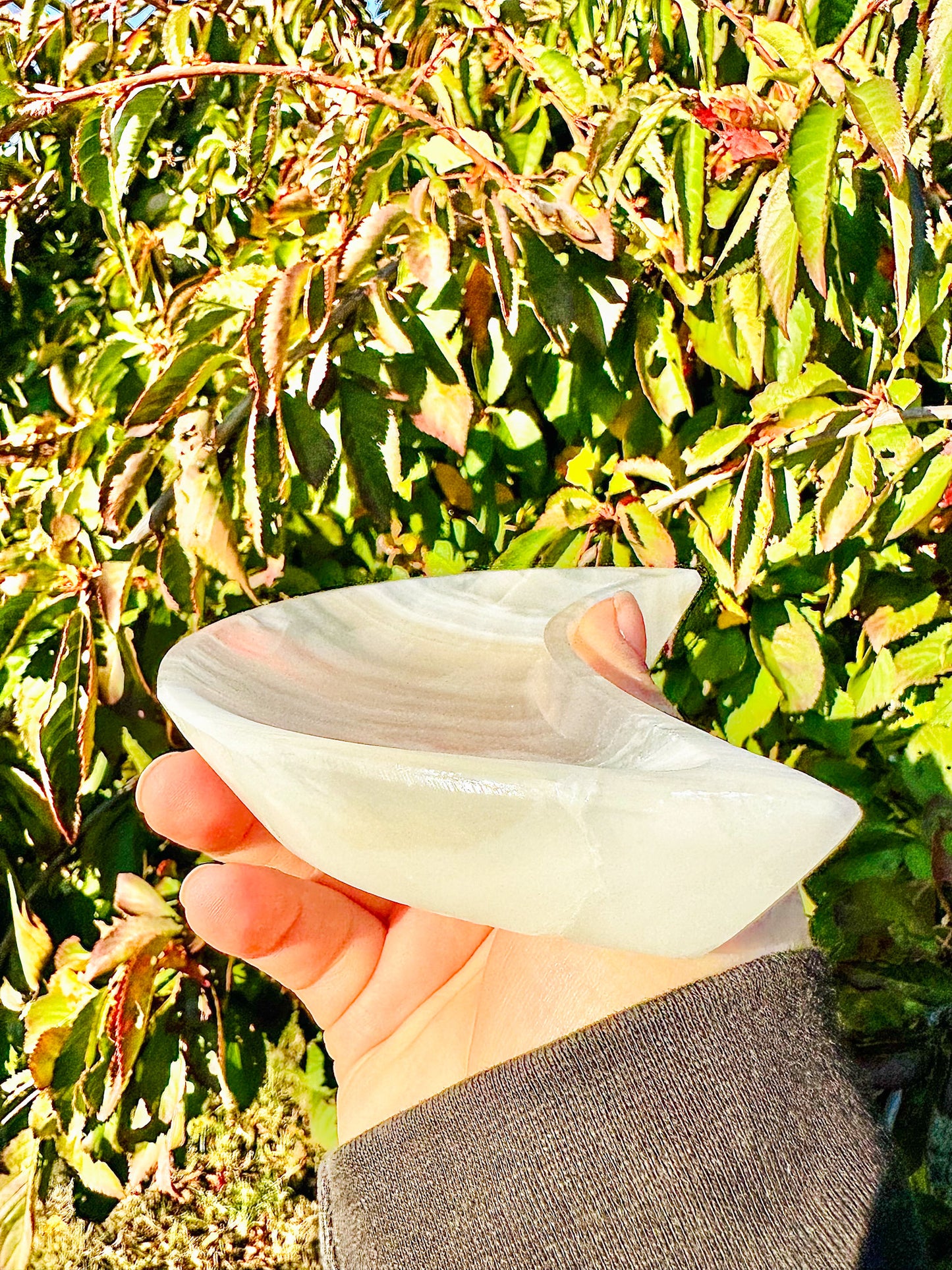 Beautiful White Onyx Moon Bowl