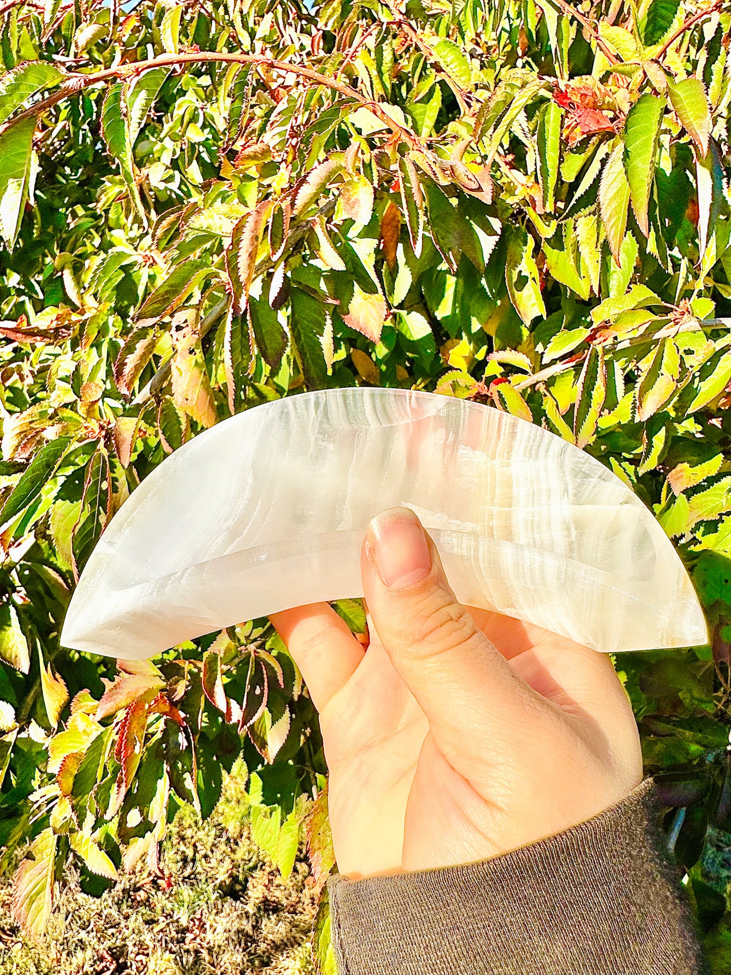 Beautiful White Onyx Moon Bowl